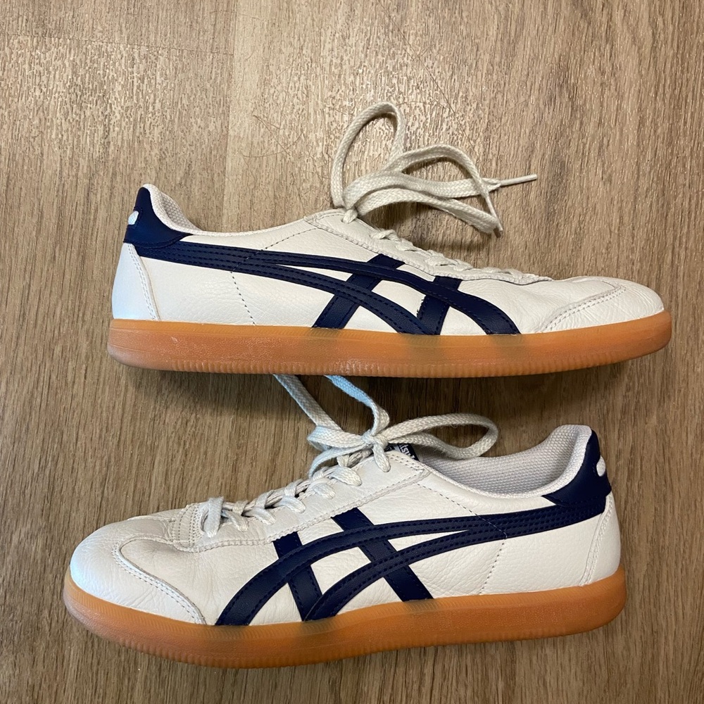 Onitsuka Tiger Tokuten in White Navy Gum 
(Unisex)